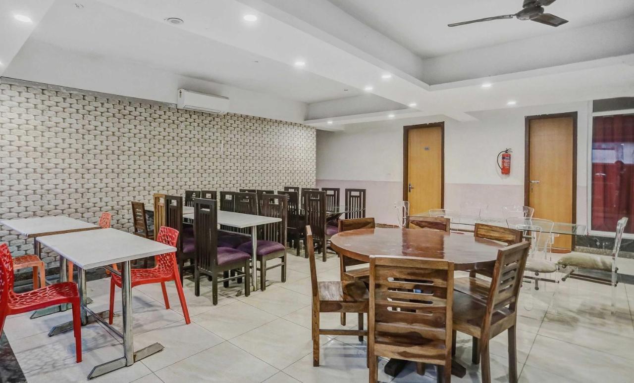 Townhouse 22956 Hotel Grand Residency Delhi  Exterior foto
