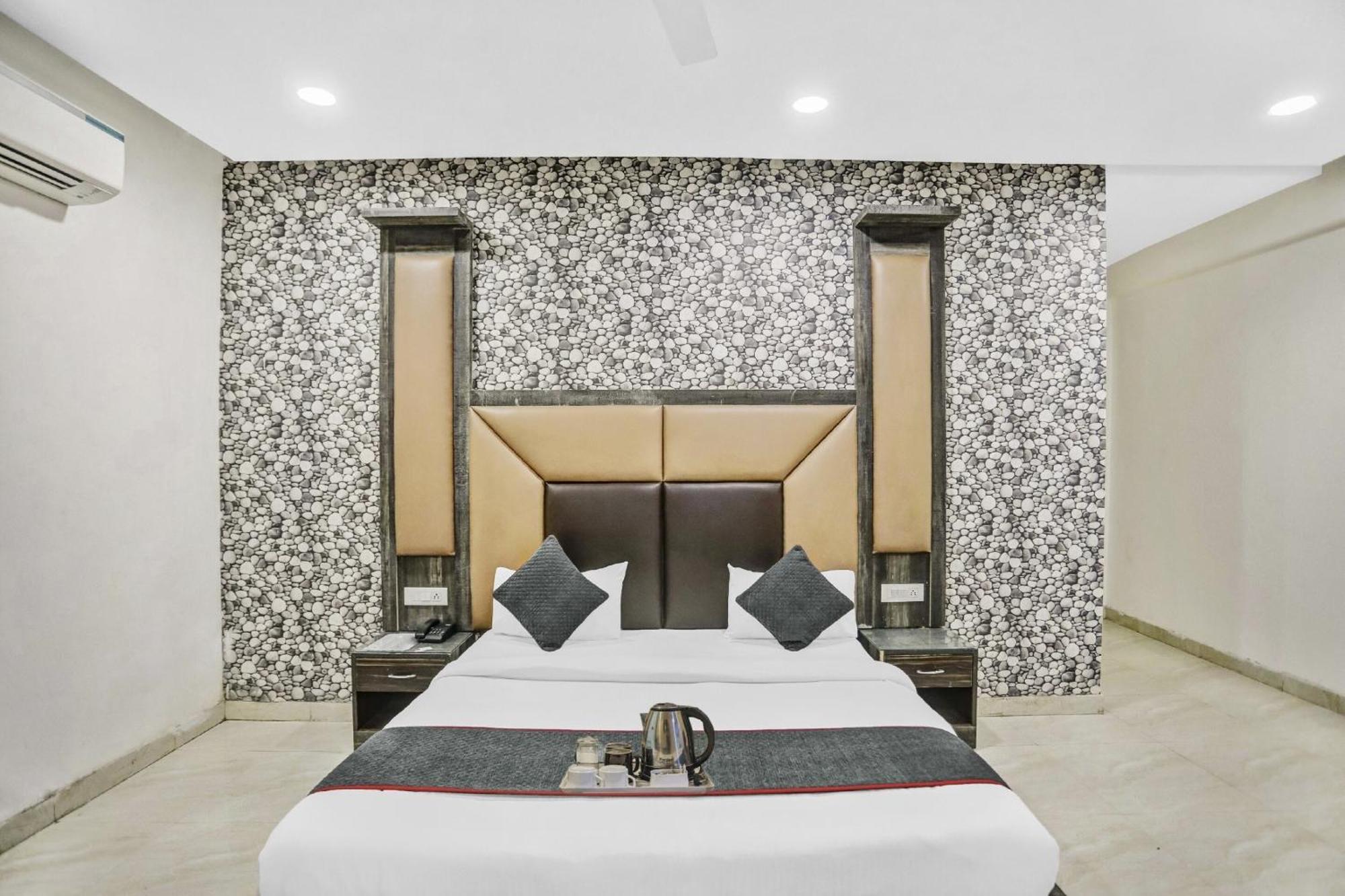 Townhouse 22956 Hotel Grand Residency Delhi  Exterior foto